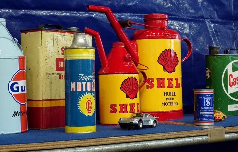 Тьфу на вас: почему российским моторным маслам не нужны иностранные сертификаты Тьфу на вас: почему российским моторным маслам не нужны иностранные сертификаты