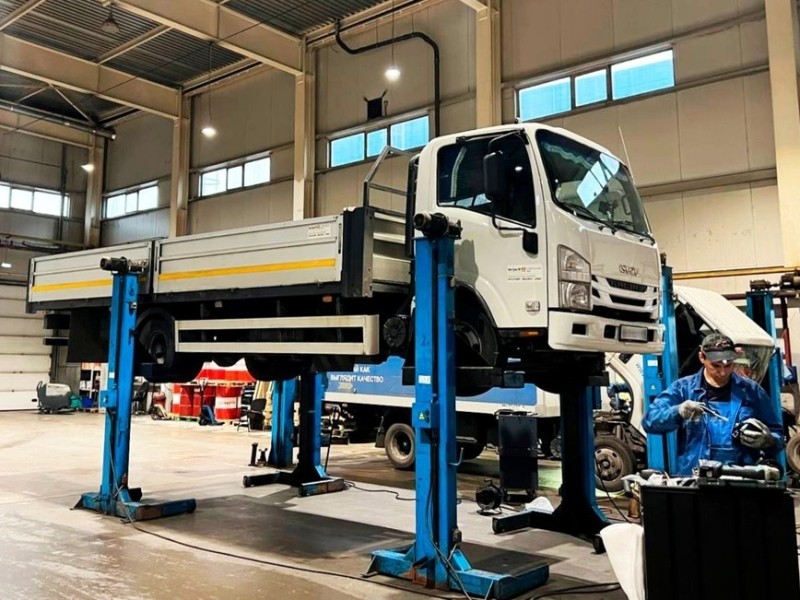 Где сегодня купить и отремонтировать грузовик