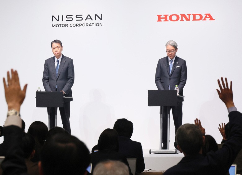 Honda и Nissan начали переговоры о слиянии для борьбы с «китайцами»