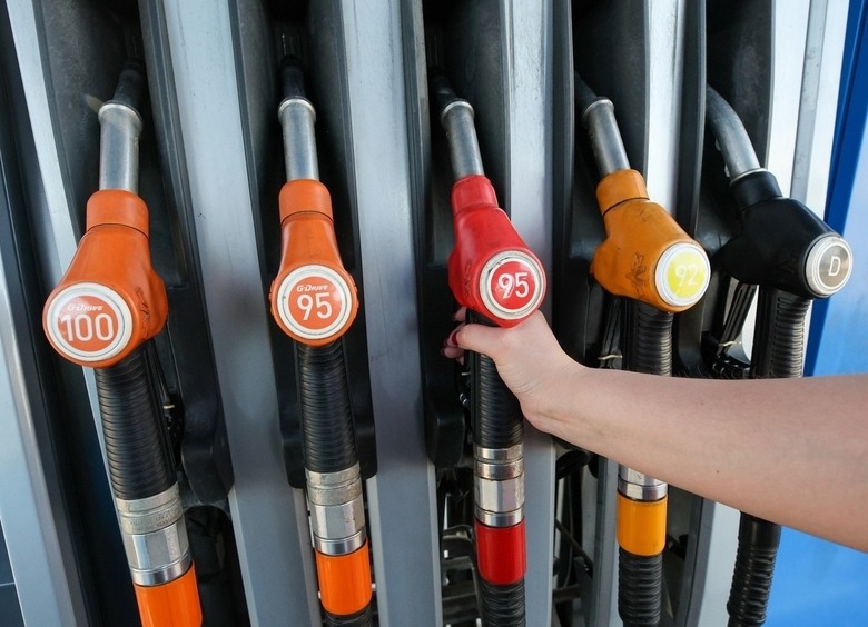 Почем будет «ехать»? Сможет ли запрет на экспорт бензина сдержать цены на АЗС