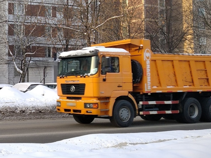 Тяжелый труд: как подобрать моторное масло для грузовиков Shacman