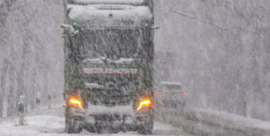 Тяжелый труд: как подобрать моторное масло для грузовиков Shacman