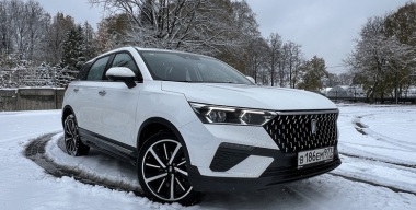 Любовь без страсти: тест-драйв среднеразмерного кроссовера Jetta VS7