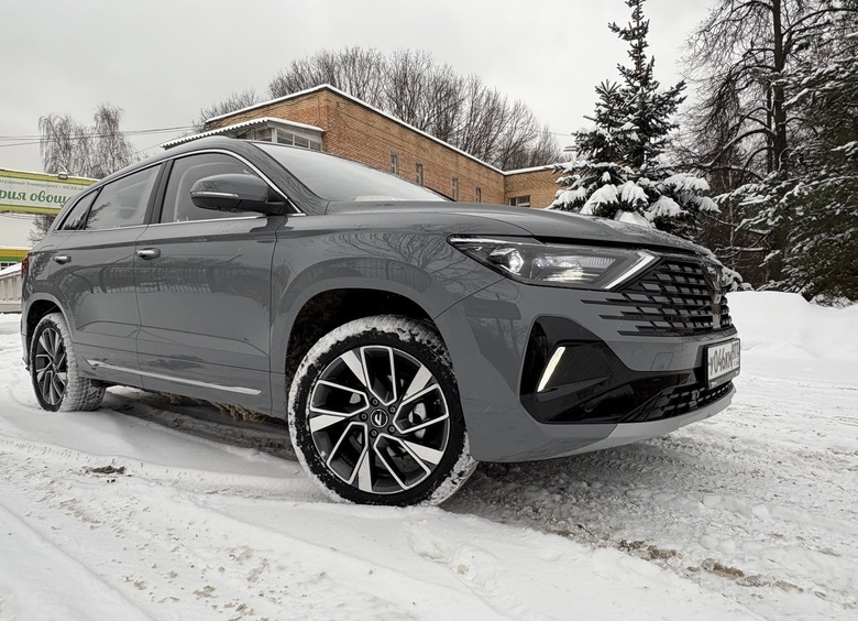 Любовь без страсти: тест-драйв среднеразмерного кроссовера Jetta VS7