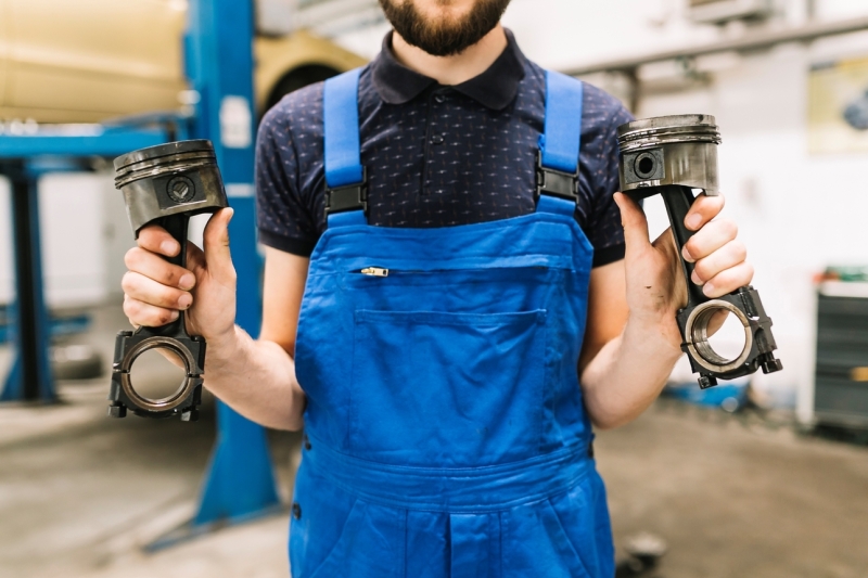 Тепло, еще теплее: нужен ли прогрев мотора перед заменой смазки в автомобиле