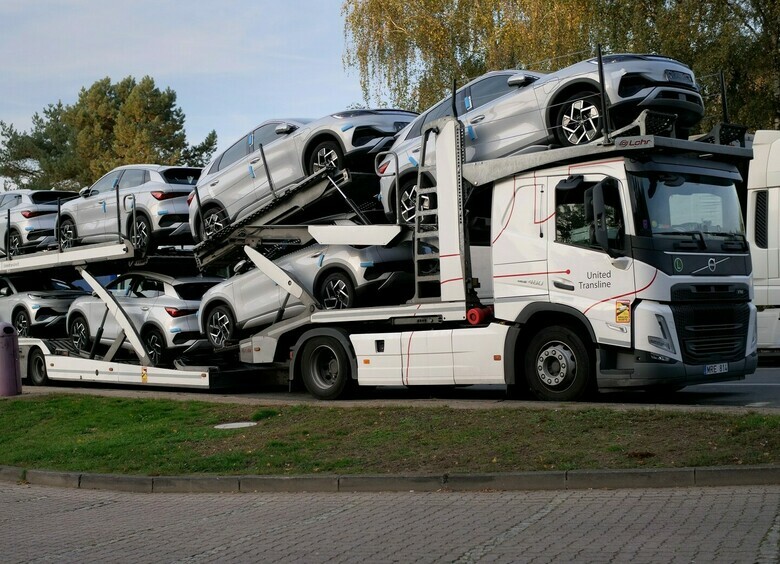 Параллельный импорт автомобилей в Россию снизился на 20%