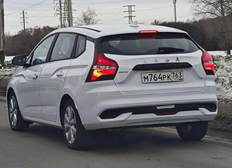Фотошпионы впервые выследили универсал LADA Iskra без камуфляжа
