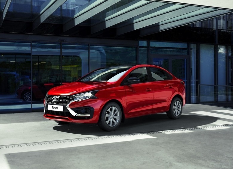 7 самых интересных автоновинок, которые приедут в Россию в 2025 году