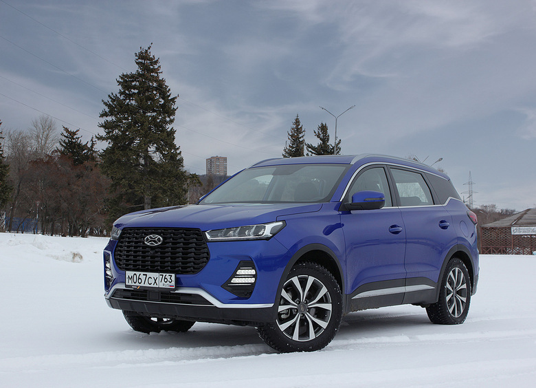 Наши в городе: тест-драйв отечественного кроссовера XCITE X-Cross 7