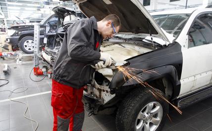 Авторынок: При словах &laquo;официальный дилер&raquo; фоном звучит похоронный марш