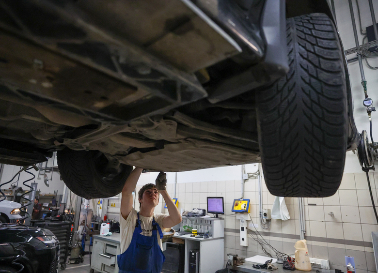 Вот это дорого: сколько стоит сделать из старого внедорожника — новый