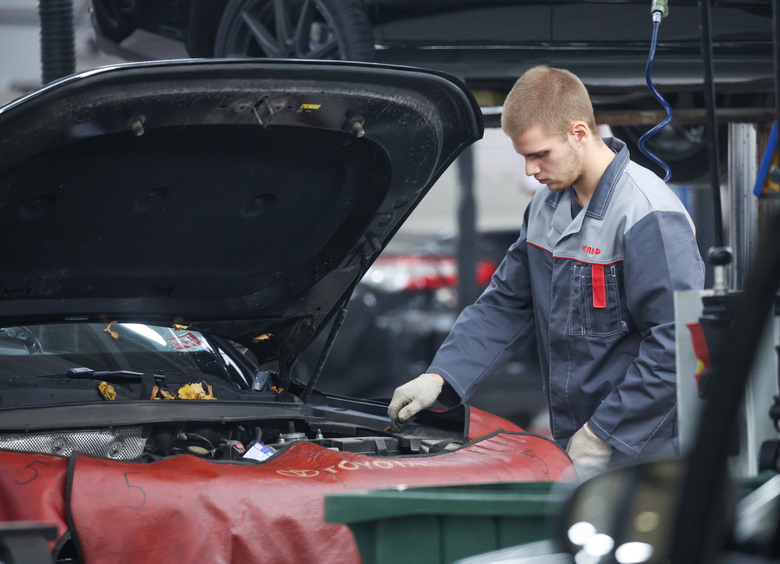 По дешевке: стоит ли брать почти новое китайское авто после ДТП По дешевке: стоит ли брать почти новое китайское авто после ДТП