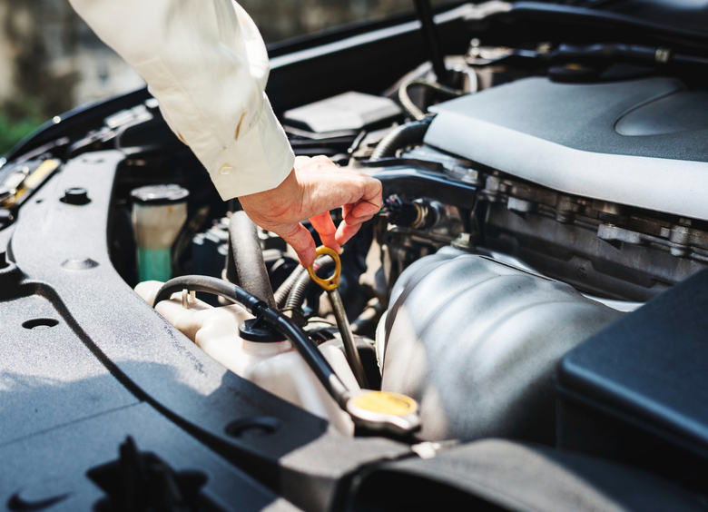 Эксперт объяснил, как правильно рассчитывать интервал замены масла в двигателе