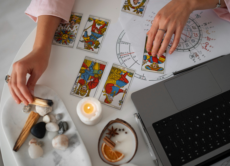 Что ждет автопром и авторынок России в 2025 году: гадаем на картах Таро Что ждет автопром и авторынок России в 2025 году: гадаем на картах Таро