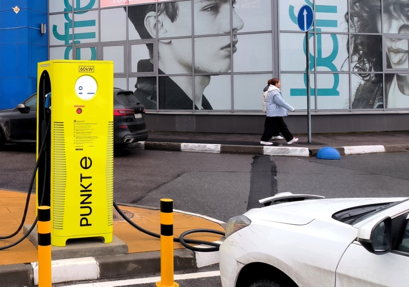 Херон с ними: эксперт Арефьев уверен, что вера в электрички погубит автопром ЕС Херон с ними: эксперт Арефьев уверен, что вера в электрички погубит автопром ЕС