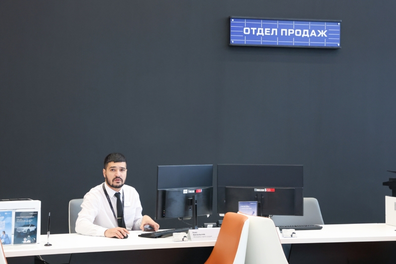 Скачки с препятствиями: авторынок России в ажитации, водители в недоумении Скачки с препятствиями: авторынок России в ажитации, водители в недоумении