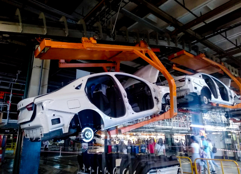 Замену импортных запчастей для LADA будут выпускать в Санкт-Петербурге Замену импортных запчастей для LADA будут выпускать в Санкт-Петербурге