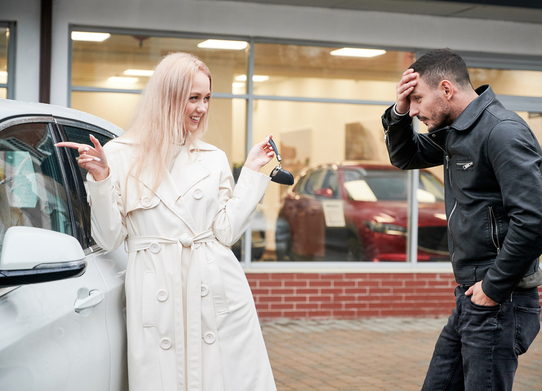 Названо количество россиян, которые хотят купить новую машину Названо количество россиян, которые хотят купить новую машину