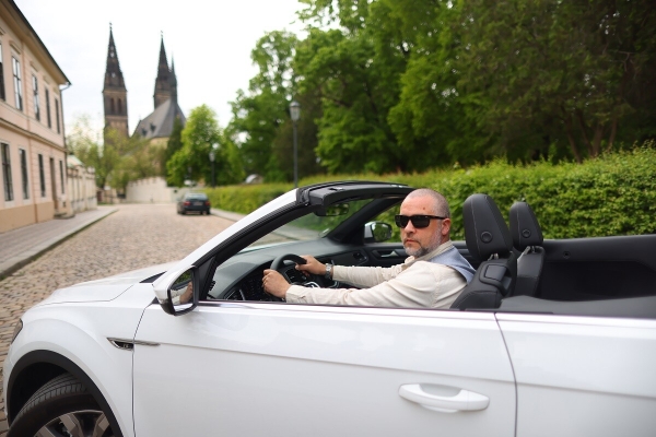 Белорус рассказал, как 20 лет занимается прокатом авто в Чехии