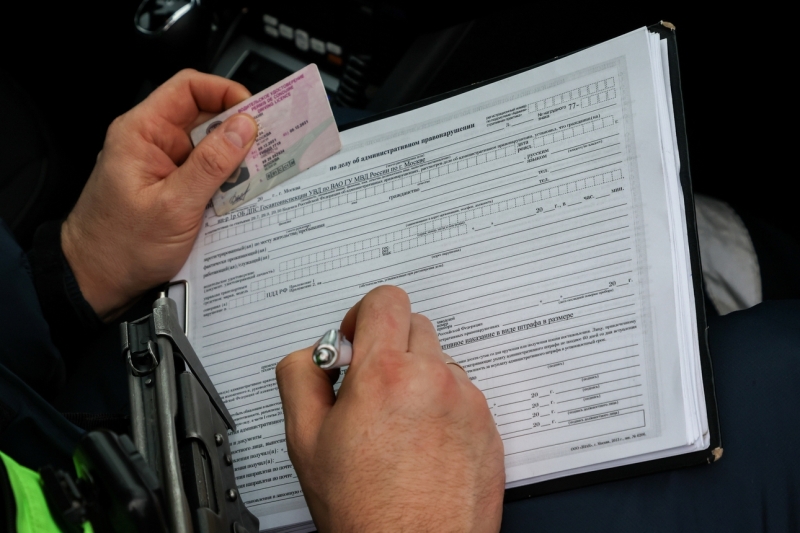 Забрали за долги: может ли ГАИ отнять машину у неплательщика дорожных штрафов