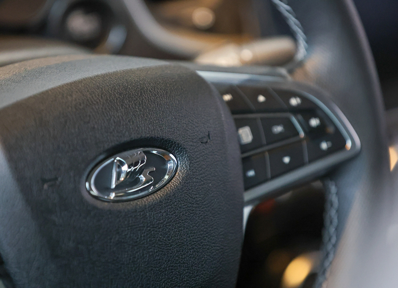 LADA Vesta с китайской МКП, скидки на «электрички» и новый штраф ГИБДД: итоги недели LADA Vesta с китайской МКП, скидки на «электрички» и новый штраф ГИБДД: итоги недели