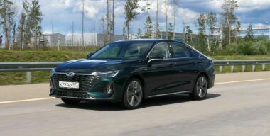 Хочу быть «Волгой»: премьерный тест-драйв обновленного лифтбека Bestune B70 Хочу быть «Волгой»: премьерный тест-драйв обновленного лифтбека Bestune B70