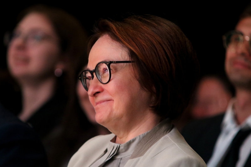 Ни денег вам, ни новых машин: как российские власти добивают авторынок страны