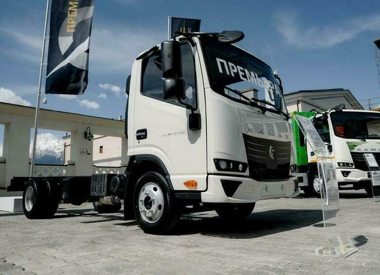 Понять и простить: какие недостатки легкого грузовичка «Компас 5» раздражают владельцев Понять и простить: какие недостатки легкого грузовичка «Компас 5» раздражают владельцев