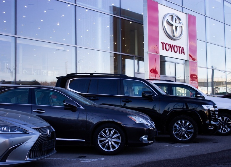 Путь самурая: эксперты рассказали, как и когда Toyota и Mitsubishi вернутся в РФ