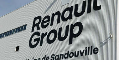 Весна автоимпорта: премьер Мишустин рассказал, кто вернется в РФ в первых рядах