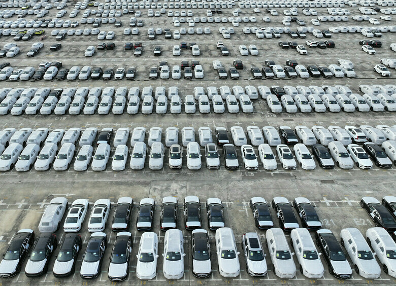 Российский авторынок установил десятилетний антирекорд в феврале