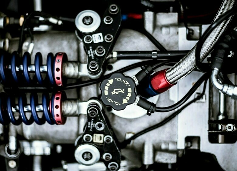 В 2024 году бизнес инвестировал в российский автопром почти 200 млрд рублей