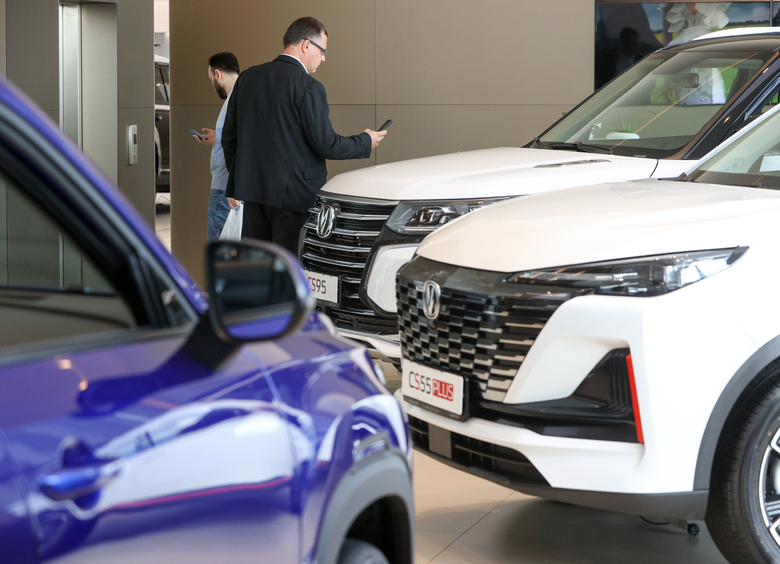 В России 5% проданных новых автомобилей оказались «позапрошлогодними»