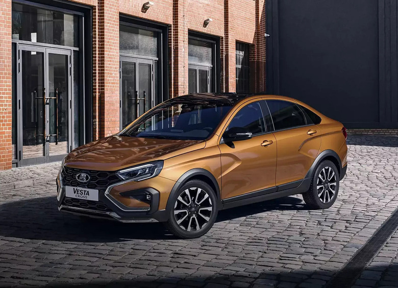 Названы цены всех версий LADA Vesta c новой 6-ступенчатой «механикой»