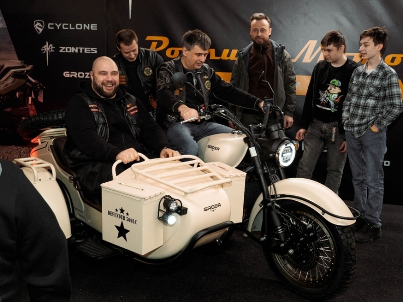 Groza Defender 500 LC: мотоцикл с коляской по новым технологиям Groza Defender 500 LC: мотоцикл с коляской по новым технологиям