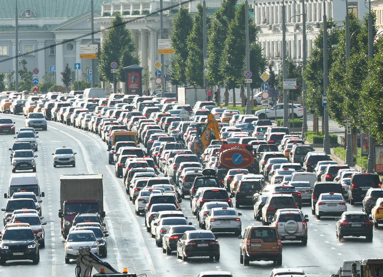 Четверть россиян не&nbsp;имеет водительских удостоверений и&nbsp;не&nbsp;планирует их&nbsp;получать