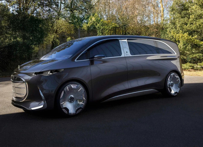 Mercedes-Benz показал концепт минивэна-лимузина, который заменит V-класс