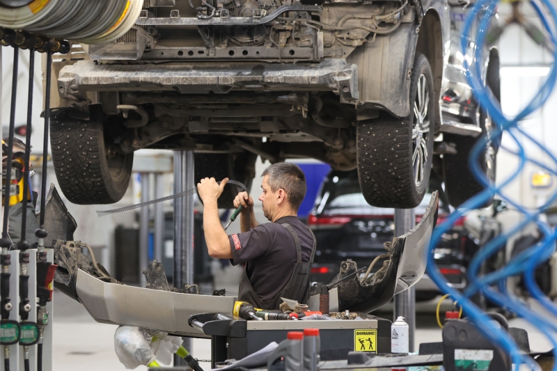 «Конские» цены на ремонт: дряхлеющий автопарк страны разоряет автовладельцев