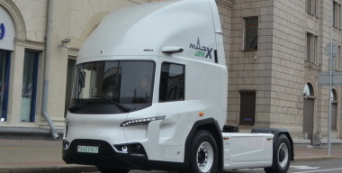 «Заказное убийство» грузовиков Shacman разорит Россию на миллиарды рублей