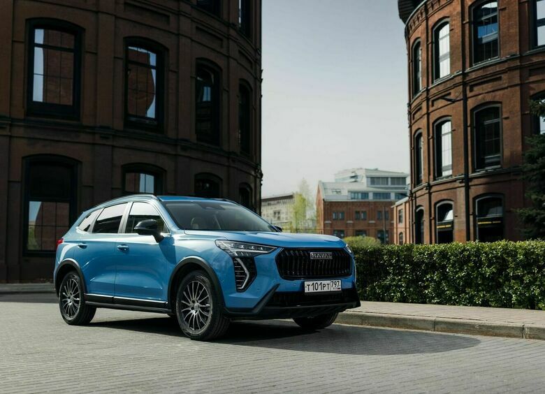 В России назвали самые популярные новые машины начала апреля В России назвали самые популярные новые машины начала апреля