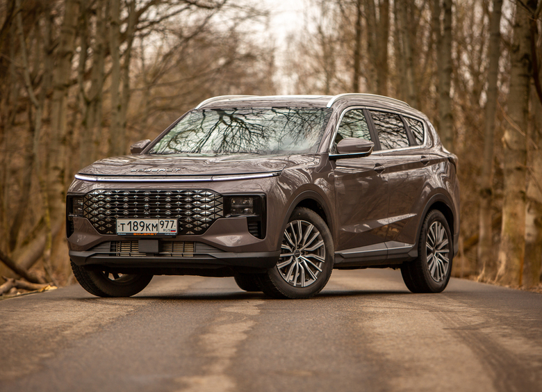 Полный привод и&nbsp;даже семь мест: тест-драйв кроссовера Soueast S07