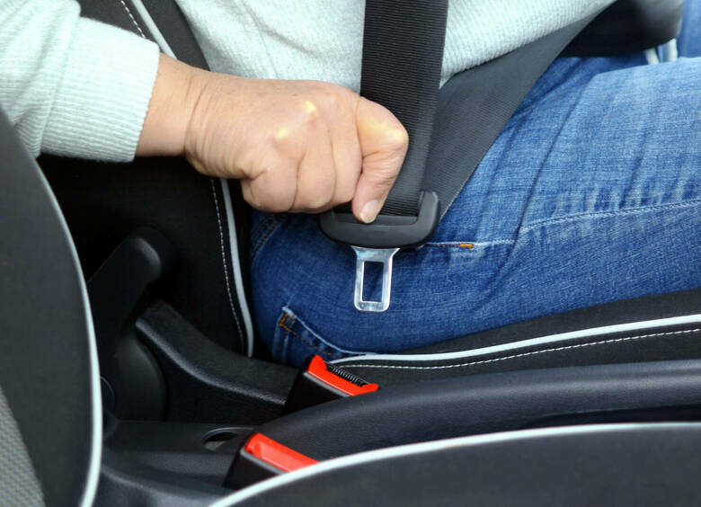 Проклятый &laquo;шнурок&raquo;: почему российские водители не&nbsp;любят ремни безопасности