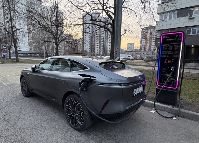 Никакая не замена: глава Toyota честно оценил печальное будущее электромобилей