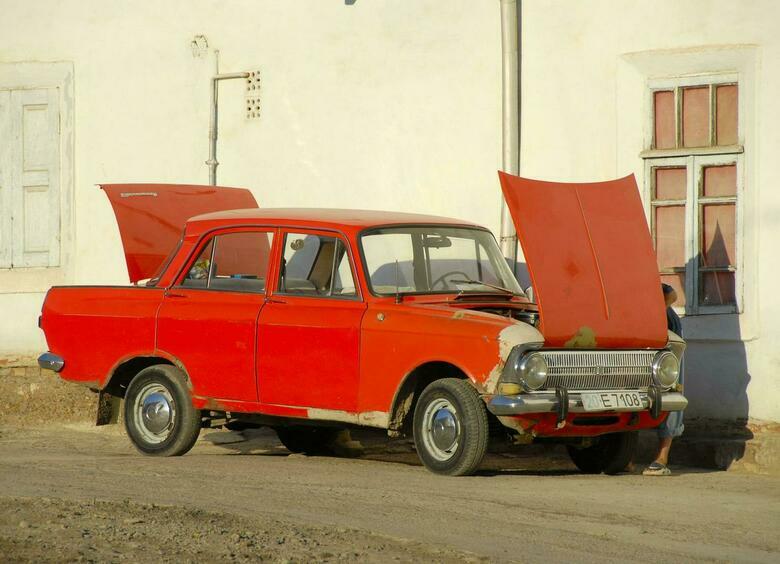 В продаже появился 40-летний «Москвич-412» с кусачим ценником