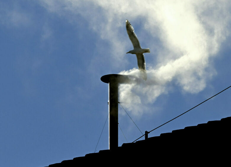 Если бы Христос это видел: на чем ездят Папы Римские Если бы Христос это видел: на чем ездят Папы Римские