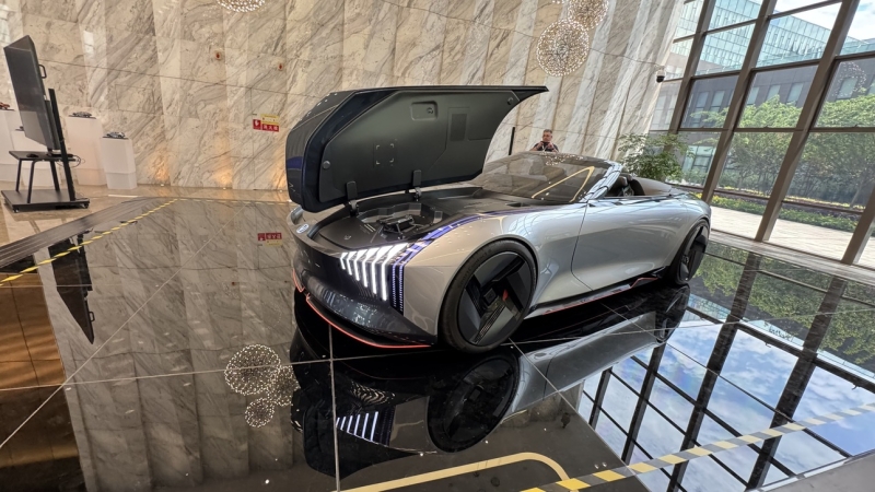 Шанхайский автосалон-2025: Changan уходит в небо, оставаясь на земле