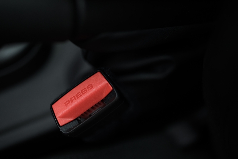 Проклятый &laquo;шнурок&raquo;: почему российские водители не&nbsp;любят ремни безопасности