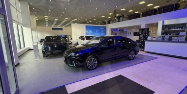 Девальвация рубля: чему верить и что реально ждет автомобильный рынок России